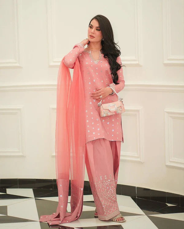 veshlia blush opaline suit set