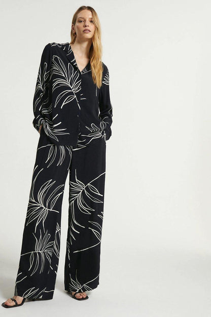 Black Leaf Print Rayon Co-ord Set with Full Sleeves