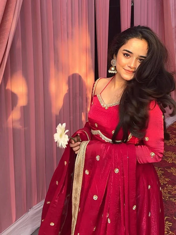 priyanka pink anarkali suit sat