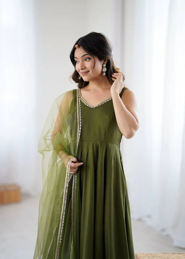 kasturi green anarkali suit set