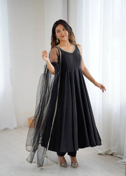 KASTURI BLACK ANARKALI SUIT SET